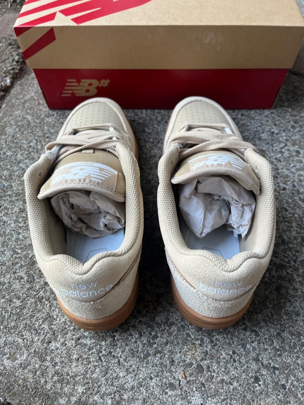 New Balance 480 shoes size 9.5